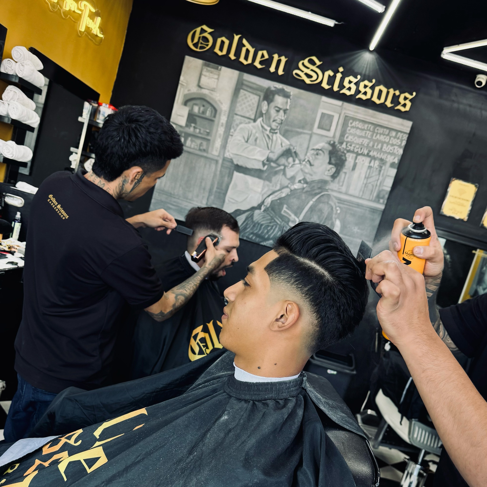 Golden Scissors Barbershop AV Kabah, Cancún - Corte Cabello y Barba